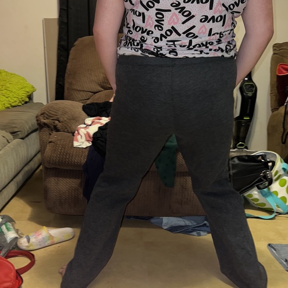 Jogging pants - Picture 2 of 3